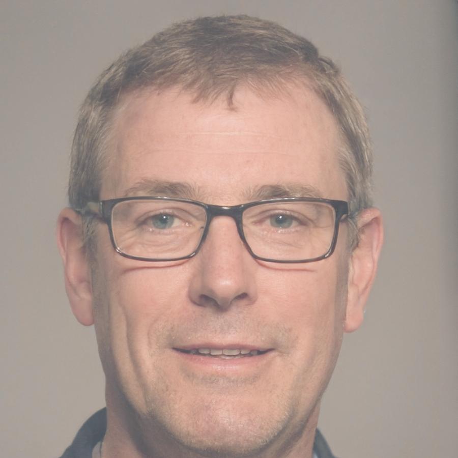 Marcus Whitfield, senior budget optimization instructor